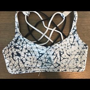 Lululemon sports bra